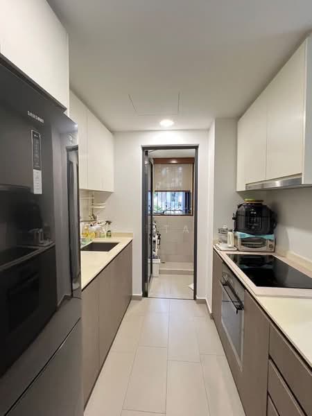 The Criterion, 7 Yishun Street 51, 3 Bedrooms, 1,033 sqft, Executive Condominium For Sale, by Ivy Tan, 500229851 - Kitchen - PropertyGuru.com.sg