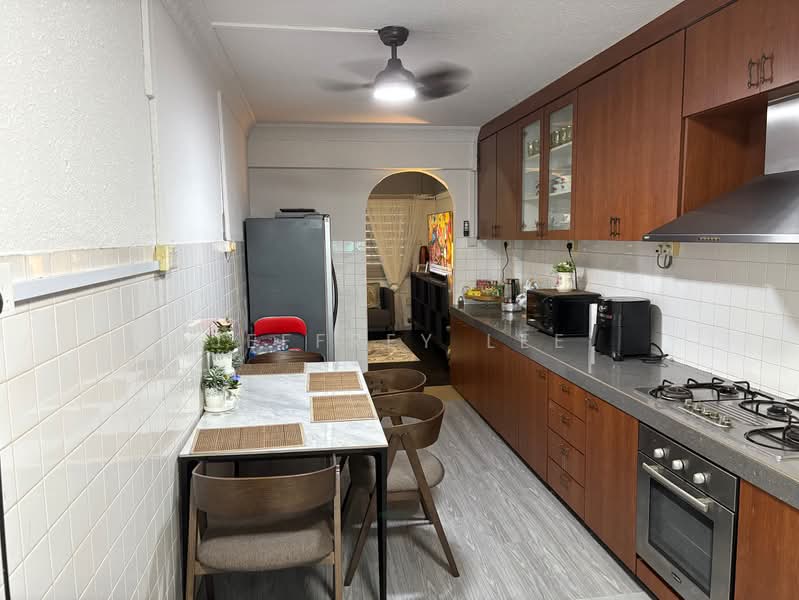 440 Yishun Avenue 11, 440 Yishun Avenue 11, 3 Bedrooms, 904 sqft, HDB Flat For Rent, by Jeffrey Lee, 500229861 - Kitchen - PropertyGuru.com.sg