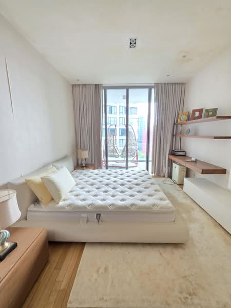 Helios Residences, 15 Cairnhill Circle, 3 Bedrooms, 1,668 sqft, Condominium For Rent, by Denny Lim, 500229881 - Bedroom - PropertyGuru.com.sg
