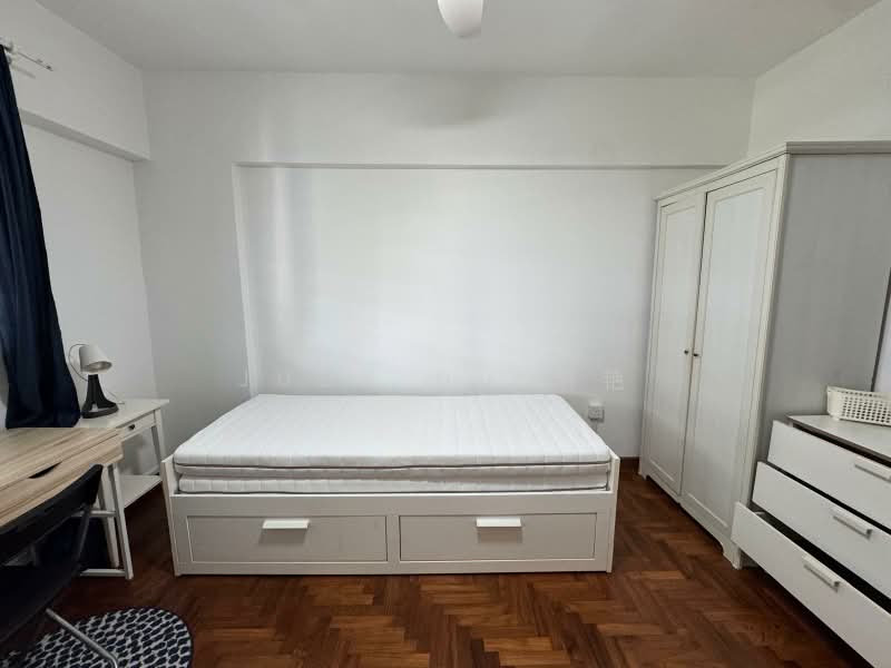 63 Telok Blangah Heights, 63 Telok Blangah Heights, 2 Bedrooms, 785 sqft, HDB Flat For Rent, by Judy Hu 胡艳, 500229892 - Common Bedroom - PropertyGuru.com.sg