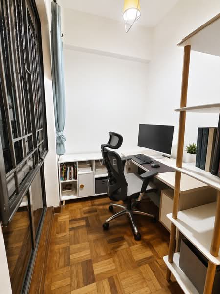 Central View, 52 Hougang Street 11, 3 Bedrooms, 980 sqft, Condominium For Sale, by Steven Z, 500229896 - Study - PropertyGuru.com.sg