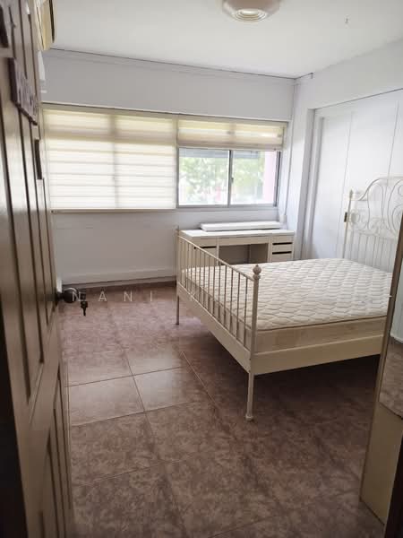 822 Woodlands Street 82, 822 Woodlands Street 82, 4 Bedrooms, 1,388 sqft, HDB Flat For Rent, by Nani Khamis, 500229900 - Bedroom - PropertyGuru.com.sg
