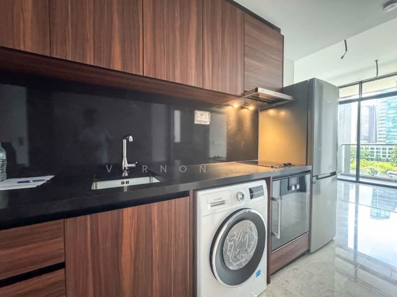 Pullman Residences, 18 Dunearn Road, 1 Bedroom, 463 sqft, Condominium For Sale, by Vernon Low, 500229908 - PropertyGuru.com.sg