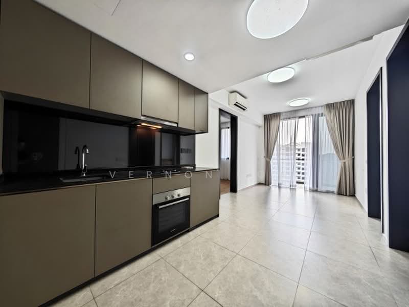 Park Colonial, 10 Woodleigh Lane, 2 Bedrooms, 603 sqft, Condominium For Rent, by Vernon Low, 500229922 - PropertyGuru.com.sg