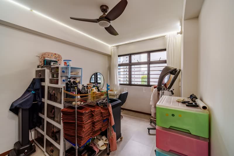 933A Hougang Avenue 9, 933A Hougang Avenue 9, 3 Bedrooms, 990 sqft, HDB Flat For Sale, by HEATHER LIM, 500229931 - Interior - PropertyGuru.com.sg