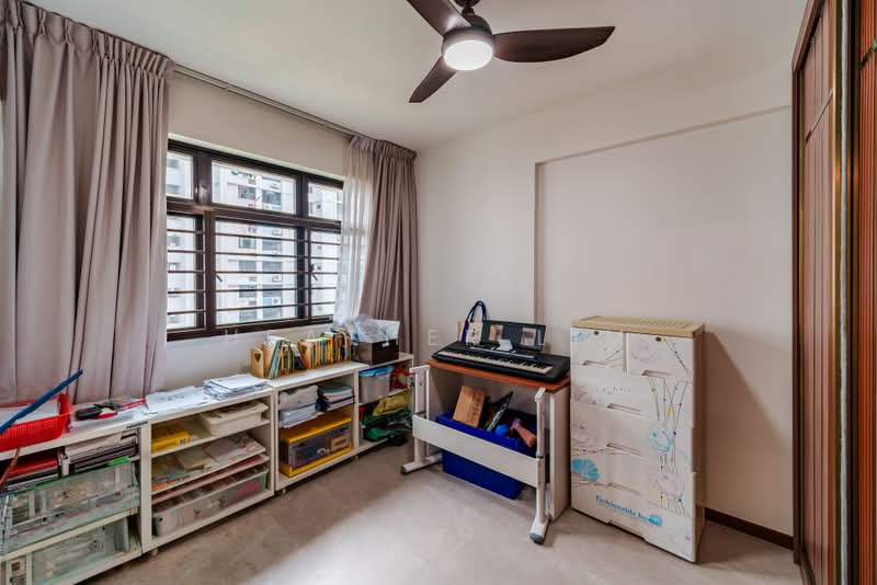 933A Hougang Avenue 9, 933A Hougang Avenue 9, 3 Bedrooms, 990 sqft, HDB Flat For Sale, by HEATHER LIM, 500229931 - Study - PropertyGuru.com.sg