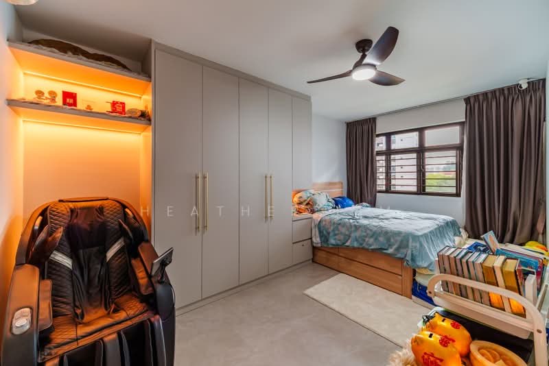 933A Hougang Avenue 9, 933A Hougang Avenue 9, 3 Bedrooms, 990 sqft, HDB Flat For Sale, by HEATHER LIM, 500229931 - Bedroom - PropertyGuru.com.sg
