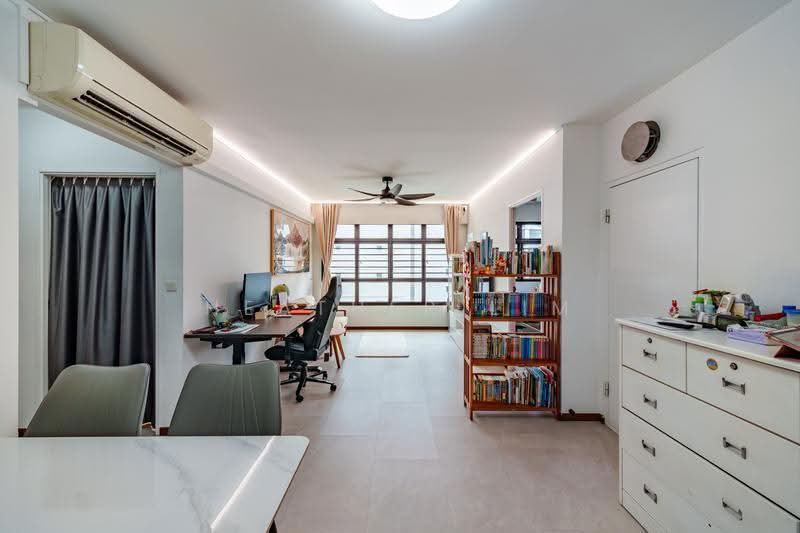 933A Hougang Avenue 9, 933A Hougang Avenue 9, Hougang / Punggol / Sengkang, 3 Bedrooms, 990 sqft, HDB Flat For Sale, by HEATHER LIM, 500229931 - Study - PropertyGuru.com.sg