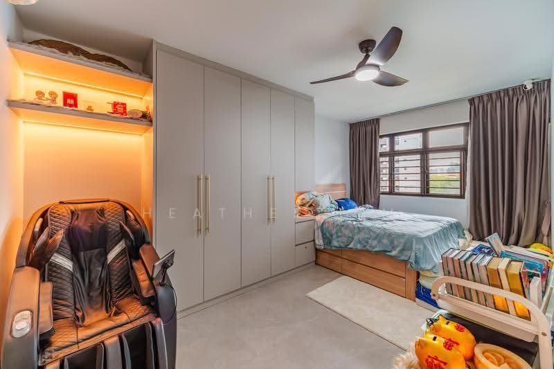 933A Hougang Avenue 9, 933A Hougang Avenue 9, Hougang / Punggol / Sengkang, 3 Bedrooms, 990 sqft, HDB Flat For Sale, by HEATHER LIM, 500229931 - Bedroom - PropertyGuru.com.sg