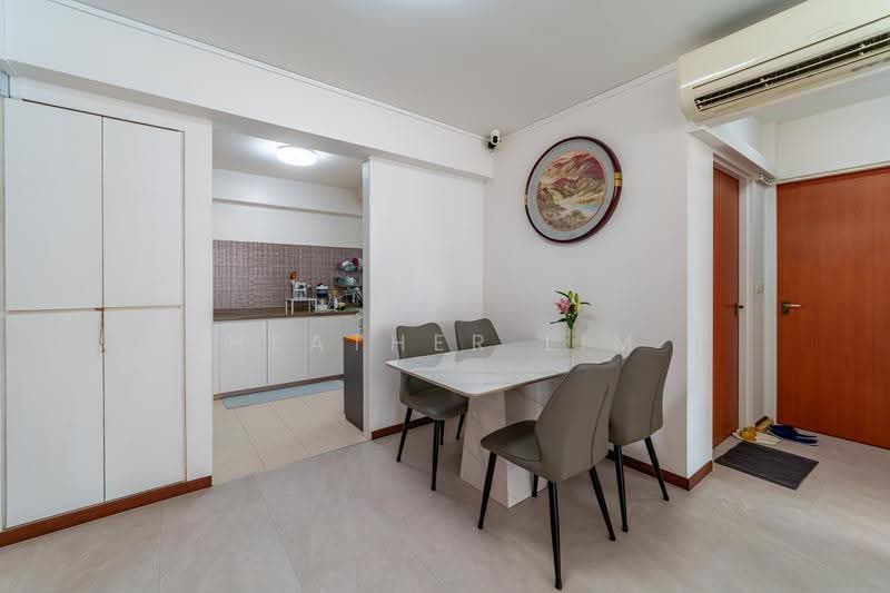 933A Hougang Avenue 9, 933A Hougang Avenue 9, Hougang / Punggol / Sengkang, 3 Bedrooms, 990 sqft, HDB Flat For Sale, by HEATHER LIM, 500229931 - Kitchen - PropertyGuru.com.sg
