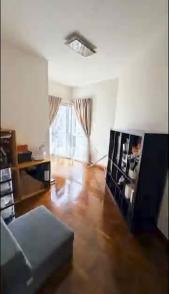 Comfortable living space & close to East Coast Park, , 2 Bedrooms, 946 sqft, Condominium For Sale, by Homer Lau, 500229948 - Living Room - PropertyGuru.com.sg