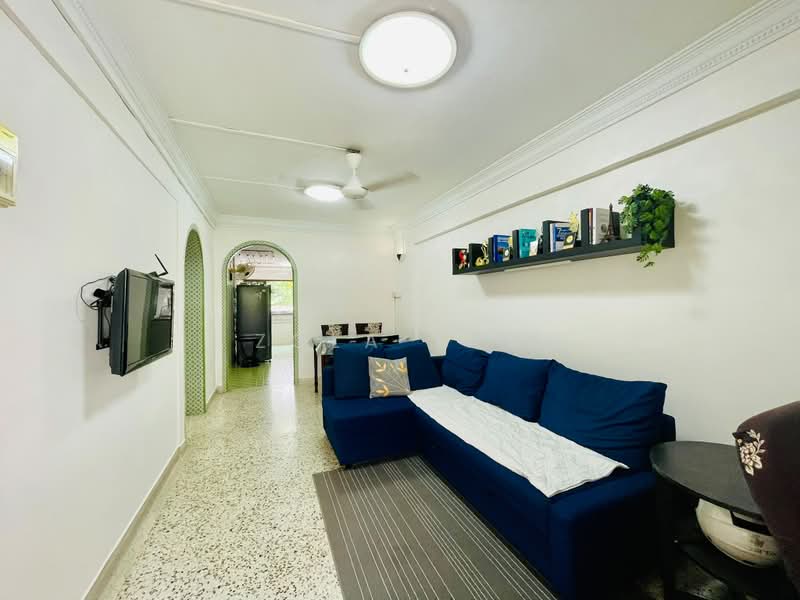 444 Ang Mo Kio Avenue 10, 444 Ang Mo Kio Avenue 10, 2 Bedrooms, 721 sqft, HDB Flat For Sale, by Zola Tan, 500229963 - Living Room - PropertyGuru.com.sg