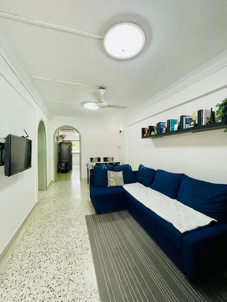 444 Ang Mo Kio Avenue 10, 444 Ang Mo Kio Avenue 10, 2 Bedrooms, 721 sqft, HDB Flat For Sale, by Zola Tan, 500229963 - Living Room - PropertyGuru.com.sg