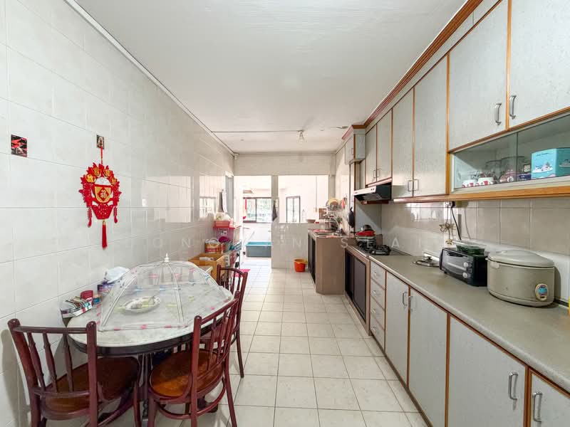 138 Potong Pasir Avenue 3, 138 Potong Pasir Avenue 3, 3 Bedrooms, 1,195 sqft, HDB Flat For Sale, by Donovan Seah, 500229970 - Kitchen - PropertyGuru.com.sg