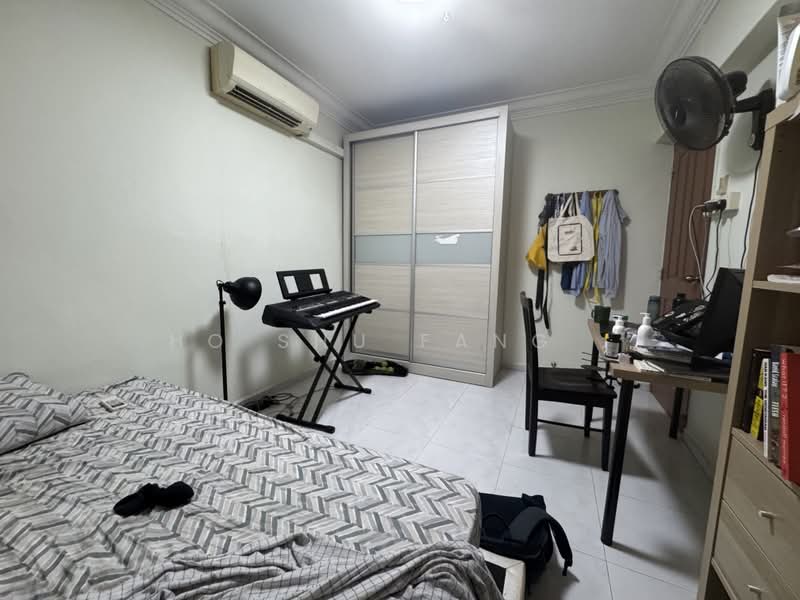 102 Bukit Purmei Road, 102 Bukit Purmei Road, 3 Bedrooms, 786 sqft, HDB Flat For Sale, by Ho Shu Fang ., 500229981 - Bedroom - PropertyGuru.com.sg