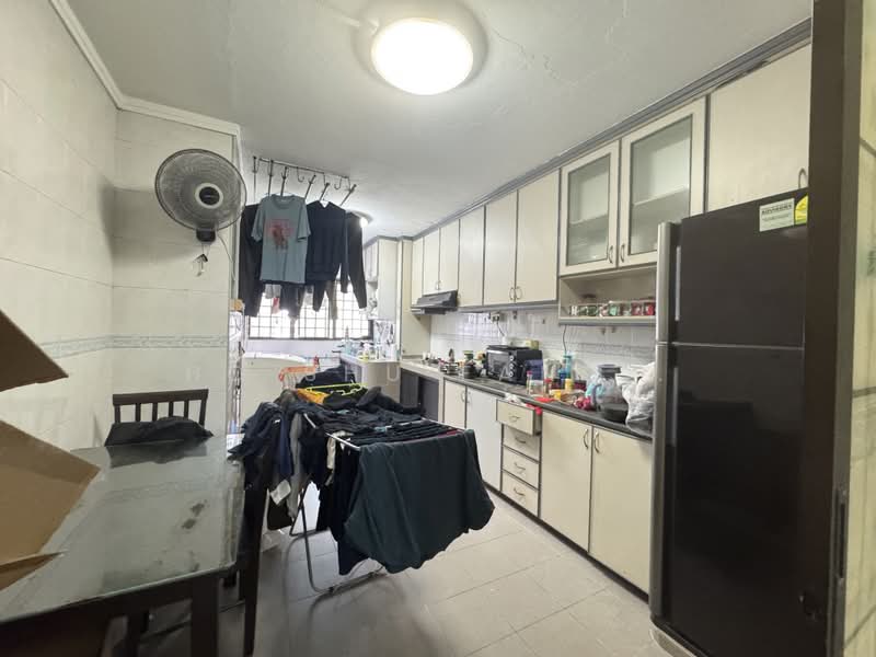102 Bukit Purmei Road, 102 Bukit Purmei Road, 3 Bedrooms, 786 sqft, HDB Flat For Sale, by Ho Shu Fang ., 500229981 - Kitchen - PropertyGuru.com.sg