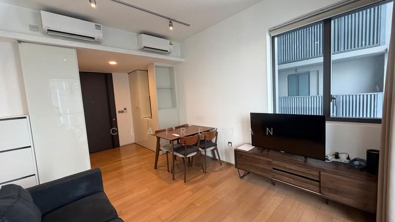 Skysuites @ Anson, 8 Enggor Street, 2 Bedrooms, 667 sqft, Condominium For Rent, by Claire Tan, 500229988 - Living Room - PropertyGuru.com.sg