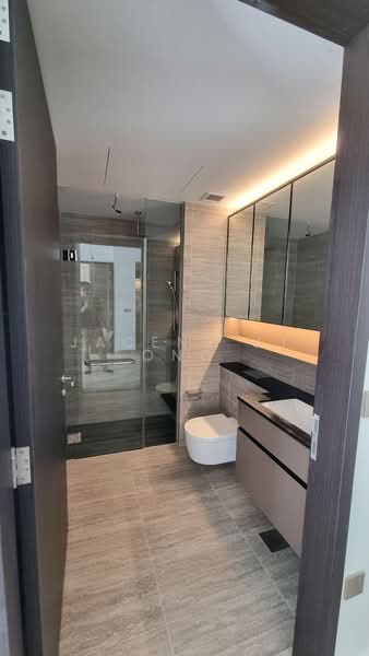 The Commodore, 67 Canberra Drive, 2 Bedrooms, 624 sqft, Condominium For Sale, by Jacent Jj Ong, 500229994 - Bathroom - PropertyGuru.com.sg