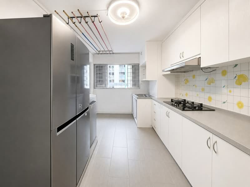 520 Bedok North Avenue 1, 520 Bedok North Avenue 1, 2 Bedrooms, 721 sqft, HDB Flat For Sale, by Ryan Low, 500230004 - Kitchen - PropertyGuru.com.sg