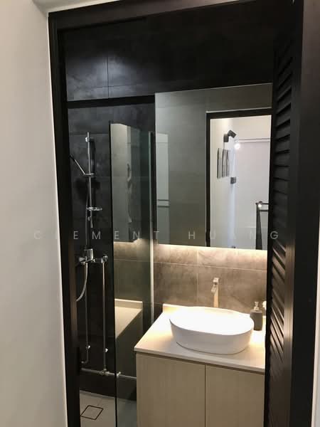 337 Jurong East Avenue 1, 337 Jurong East Avenue 1, 4 Bedrooms, 1,604 sqft, HDB Flat For Sale, by Clement Huang, 500230005 - common Bathroom - PropertyGuru.com.sg