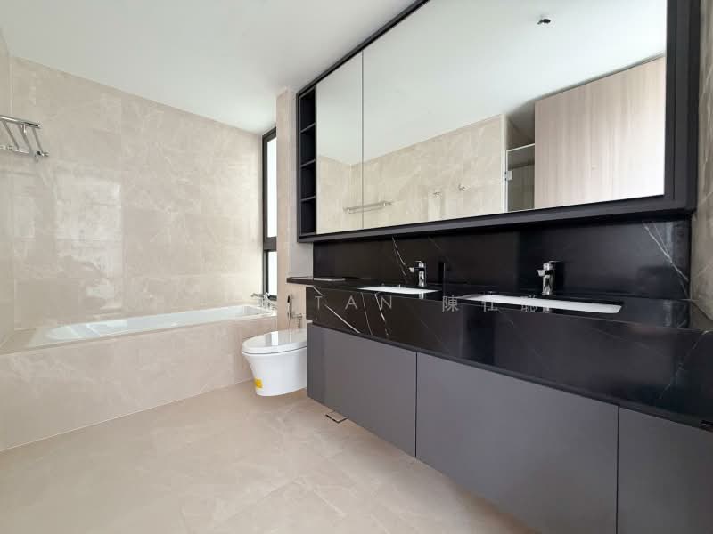 Pollen Collection, Pollen View Off Nim Road, 5 Bedrooms, 4,380 sqft, Semi-Detached House For Sale, by Ryan Tan 陳仕聪, 500230006 - Bathroom - PropertyGuru.com.sg