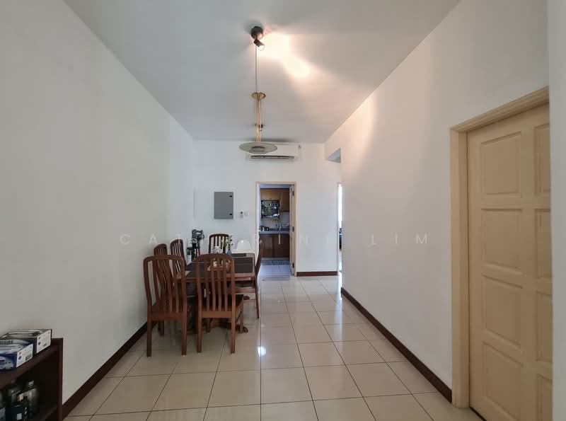 Le Loyang, 43 Jalan Loyang Besar, 2 Bedrooms, 1,066 sqft, Condominium For Sale, by Catherine Lim, 500230013 - Dining Room - PropertyGuru.com.sg