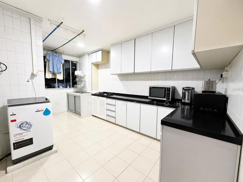 14 Toh Yi Drive, 14 Toh Yi Drive, 4 Bedrooms, 1,312 sqft, HDB Flat For Sale, by Nicholas Toh, 500230015 - PropertyGuru.com.sg