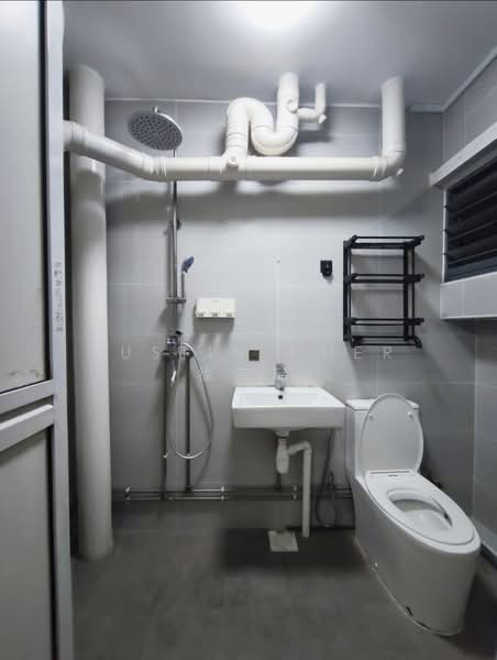 504 Choa Chu Kang Street 51, 504 Choa Chu Kang Street 51, 3 Bedrooms, 1,163 sqft, HDB Flat For Sale, by Justin Cher (徐荣辉), 500230029 - Bathroom - PropertyGuru.com.sg