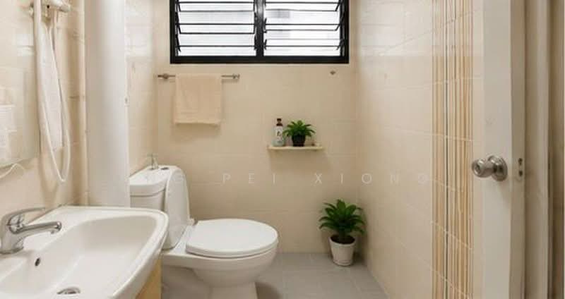 409 Bedok North Avenue 2, 409 Bedok North Avenue 2, 2 Bedrooms, 883 sqft, HDB Flat For Sale, by Ang Pei Xiong, 500230051 - Bathroom - PropertyGuru.com.sg