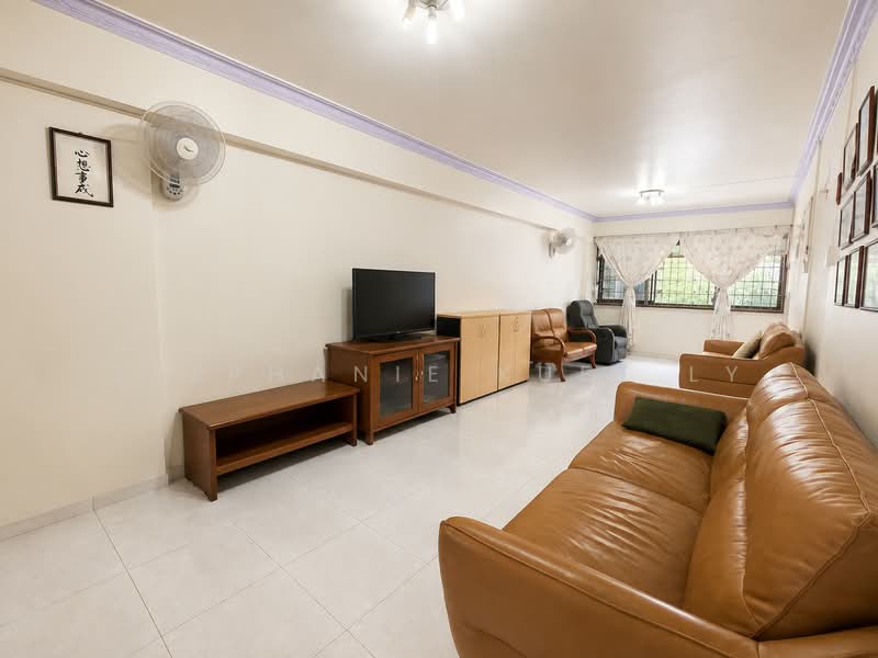 290F Bukit Batok Street 24, 290F Bukit Batok Street 24, 3 Bedrooms, 1,108 sqft, HDB Flat For Sale, by Stephanie Kuet LY, 500230059 - Living Room - PropertyGuru.com.sg