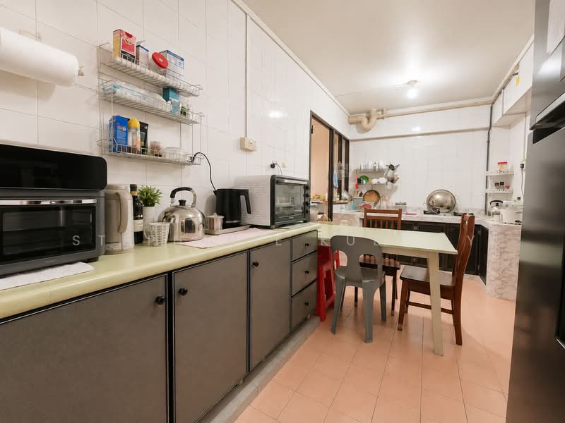 290F Bukit Batok Street 24, 290F Bukit Batok Street 24, 3 Bedrooms, 1,108 sqft, HDB Flat For Sale, by Stephanie Kuet LY, 500230059 - Kitchen - PropertyGuru.com.sg