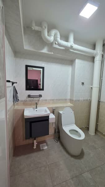 588 Woodlands Drive 16, 588 Woodlands Drive 16, Admiralty / Woodlands, Room Rental, 80 sqft, HDB Flat For Rent, by Koh Kai Ling, 500230066 - Bathroom - PropertyGuru.com.sg