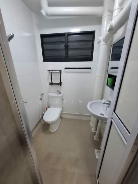 138 Yishun Ring Road, 138 Yishun Ring Road, Sembawang / Yishun, Room Rental, 100 sqft, HDB Flat For Rent, by Jacqueline Tan, 500230070 - Bathroom - PropertyGuru.com.sg