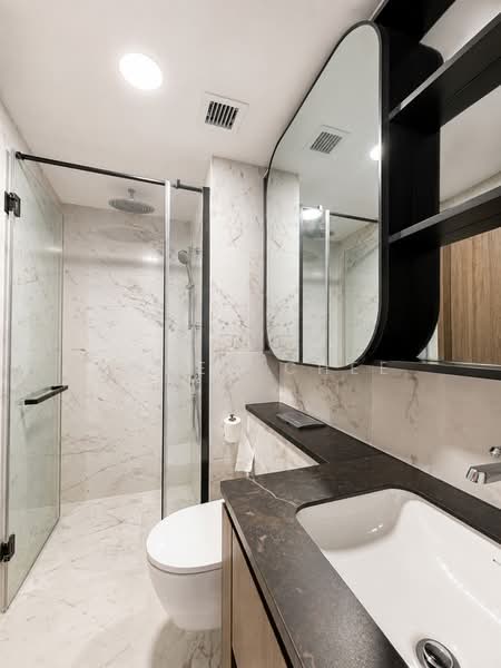 Sceneca Residence, Tanah Merah Kechil Link, 3 Bedrooms, 1,163 sqft, Condominium For Rent, by Caden Chee, 500230085 - Bathroom - PropertyGuru.com.sg