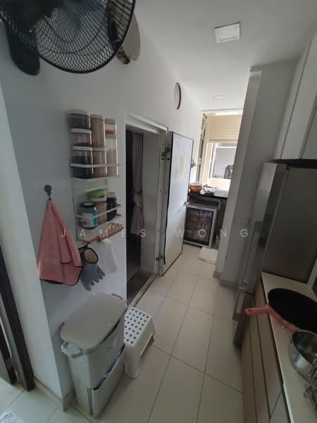 Tropika East, 5 Foo Kim Lin Road, 3 Bedrooms, 1,819 sqft, Condominium For Sale, by James Wong, 500230091 - Kitchen - PropertyGuru.com.sg