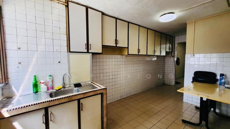 232 Serangoon Avenue 3, 232 Serangoon Avenue 3, Hougang / Punggol / Sengkang, 3 Bedrooms, 904 sqft, HDB Flat For Sale, by Ang Pei Xiong, 500230097 - Kitchen - PropertyGuru.com.sg