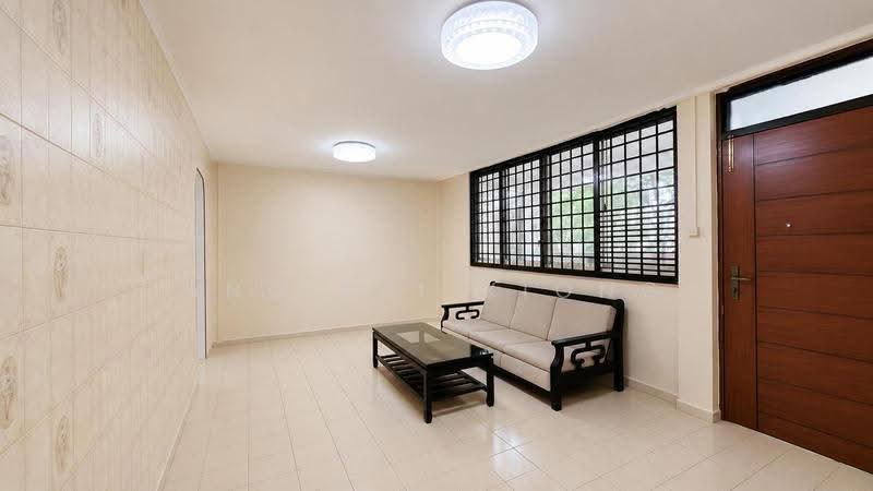 232 Serangoon Avenue 3, 232 Serangoon Avenue 3, Hougang / Punggol / Sengkang, 3 Bedrooms, 904 sqft, HDB Flat For Sale, by Ang Pei Xiong, 500230097 - Living Room - PropertyGuru.com.sg