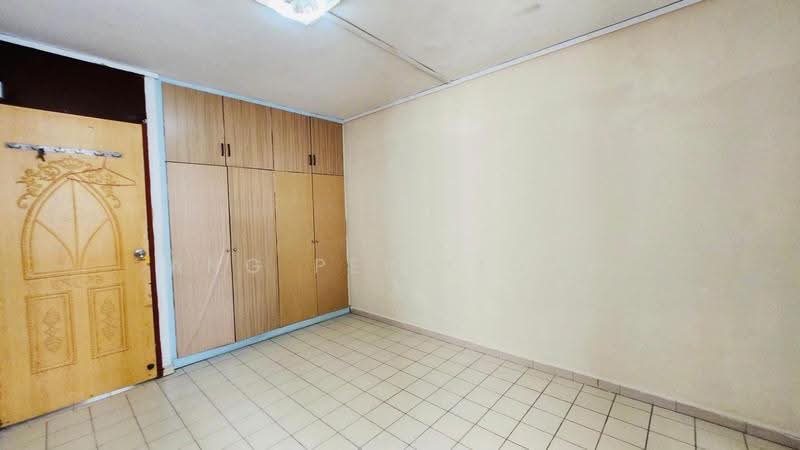 232 Serangoon Avenue 3, 232 Serangoon Avenue 3, Hougang / Punggol / Sengkang, 3 Bedrooms, 904 sqft, HDB Flat For Sale, by Ang Pei Xiong, 500230097 - Bedroom - PropertyGuru.com.sg