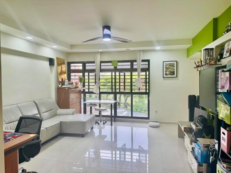 75B Redhill Road, 75B Redhill Road, 3 Bedrooms, 1,076 sqft, HDB Flat For Sale, by Lynn Loh, 500230099 - Living Room - PropertyGuru.com.sg