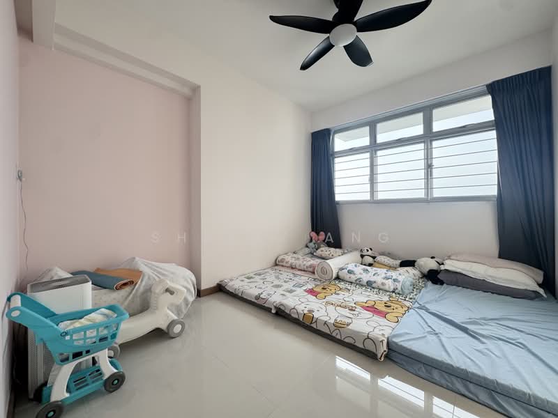 422B Northshore Drive, 422B Northshore Drive, 3 Bedrooms, 1,001 sqft, HDB Flat For Sale, by Sherry Ang, 500230115 - Bedroom - PropertyGuru.com.sg
