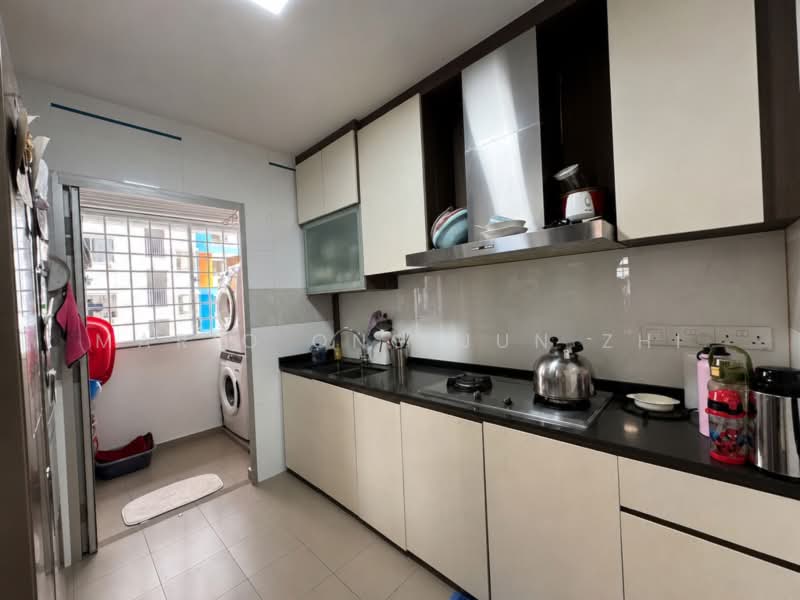 120D Canberra Crescent, 120D Canberra Crescent, 3 Bedrooms, 1,001 sqft, HDB Flat For Sale, by Mario Ong Jun Zhi, 500230116 - Kitchen - PropertyGuru.com.sg