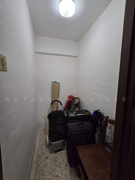 463 Ang Mo Kio Avenue 10, 463 Ang Mo Kio Avenue 10, 2 Bedrooms, 721 sqft, HDB Flat For Sale, by Norjahan Majeed, 500230134 - Interior - PropertyGuru.com.sg