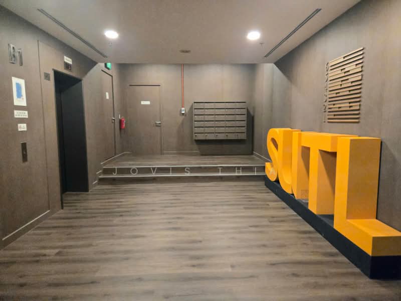 Office for Rent @ Pasir Panjang Road (District 5), PASIR PANJANG ROAD, WEST COAST HIGHWAY, ALEXANDRA ROAD, 2,029 sqft, Office For Rent, by Jovis Thia, 500230136 - Lobby - CommercialGuru.com.sg