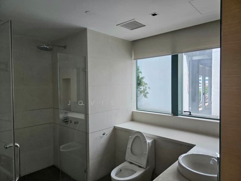 Office for Rent @ Pasir Panjang Road (District 5), PASIR PANJANG ROAD, WEST COAST HIGHWAY, ALEXANDRA ROAD, 2,029 sqft, Office For Rent, by Jovis Thia, 500230136 - Bathroom - CommercialGuru.com.sg