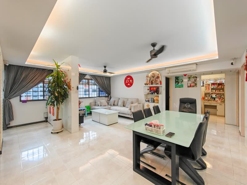 540 Choa Chu Kang Street 52, 540 Choa Chu Kang Street 52, 5 Bedrooms, 1,421 sqft, HDB Flat For Sale, by Clement Huang, 500230141 - Living Room - PropertyGuru.com.sg