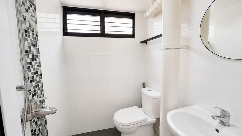 231 Ang Mo Kio Avenue 3, 231 Ang Mo Kio Avenue 3, 3 Bedrooms, 990 sqft, HDB Flat For Sale, by Ang Pei Xiong, 500230159 - Bathroom - PropertyGuru.com.sg
