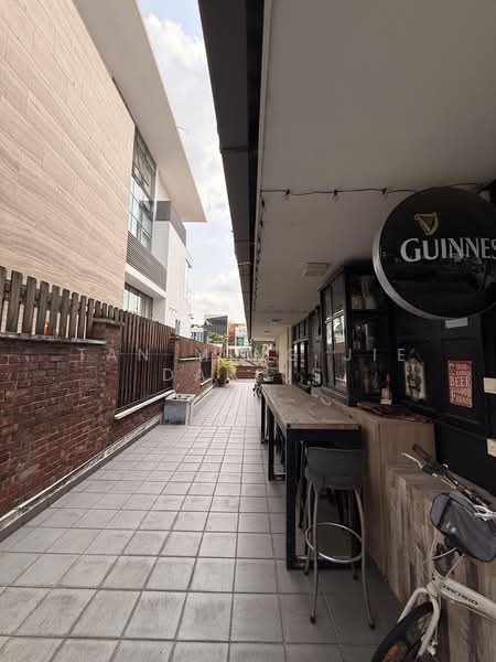 10 Platina road, , 3 Bedrooms, 3,300 sqft, Corner Terrace For Rent, by Tan Ming Jie Darius, 500230163 - Alfresco Area - PropertyGuru.com.sg