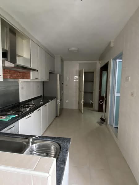 301A Anchorvale Drive, 301A Anchorvale Drive, 3 Bedrooms, 1,184 sqft, HDB Flat For Sale, by Larry Ong, 500230165 - Kitchen - PropertyGuru.com.sg