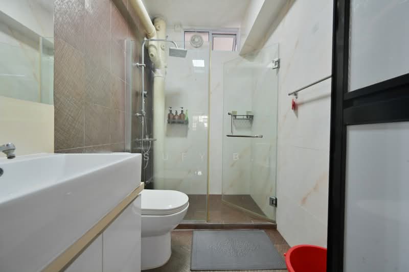 778 Woodlands Drive 60, 778 Woodlands Drive 60, 3 Bedrooms, 1,087 sqft, HDB Flat For Sale, by Sufy B., 500230176 - Common Bathroom - PropertyGuru.com.sg