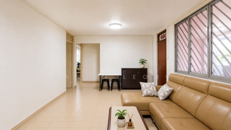 327 Serangoon Avenue 3, 327 Serangoon Avenue 3, 3 Bedrooms, 904 sqft, HDB Flat For Rent, by Daniel Leong, 500230196 - Living Room - PropertyGuru.com.sg